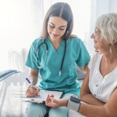 ¿Cómo bajar la tensión alta? Te damos las claves para hacerlo